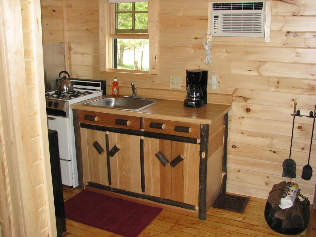 Pine Knoll Hotel Lakeside Lodge & Cabin Old Forge Quarto foto