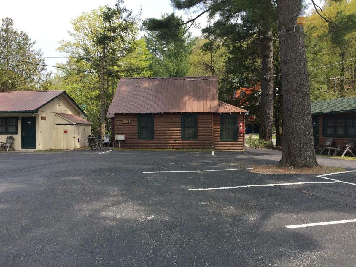 Pine Knoll Hotel Lakeside Lodge & Cabin Old Forge Exterior foto